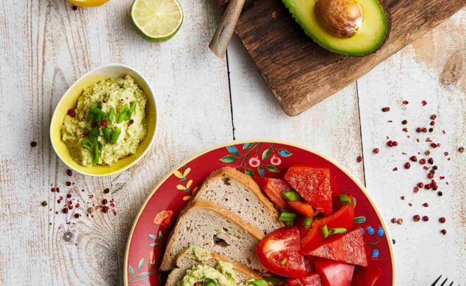 zdrowe awokado wystepuje w menu cateringu dietetycznego ntfy